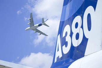 Airbus taglierà 15 mila posti di lavoro entro estate 2021