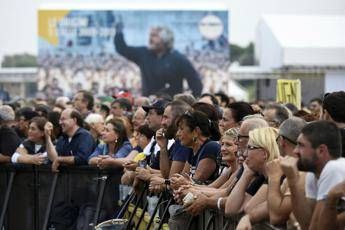 Big grillini divisi su voto Rousseau