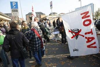 M5S deposita una mozione per bloccare la Tav M5S deposita una mozione per bloccare la Tav