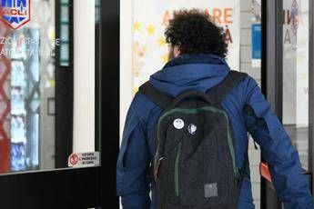 Reddito, si perde se vinci più di 6mila euro Reddito, si perde se vinci più di 6mila euro