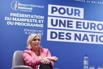 Le Pen: Con Salvini in grande gruppo Le Pen: Con Salvini in grande gruppo