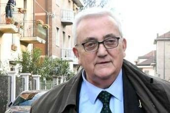 Europee, Borghezio: Ho chiamato Salvini ma non mi inginocchio Europee, Borghezio: Ho chiamato Salvini ma non mi inginocchio