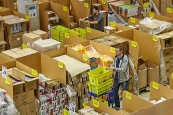Amazon apre due nuovi centri in Italia, 1.400 posti entro 3 anni Amazon apre due nuovi centri in Italia, 1.400 posti entro 3 anni