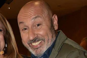 Il comico Battista a Salvini, ''nun ce date sordi, nun li sapemo spenne'' Il comico Battista a Salvini, ''nun ce date sordi, nun li sapemo spenne''