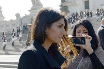 Buffona, Raggi fischiata a corteo Anpi Buffona, Raggi fischiata a corteo Anpi
