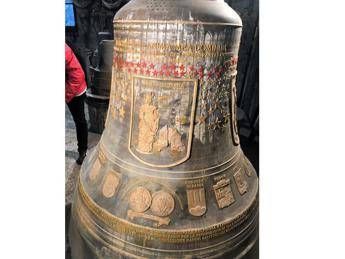 Campana della Pace, dei Ladini, delle Minoranze nel Mondo, Benedizione in Assisi giovedì 9 maggio 2019 Campana della Pace, dei Ladini, delle Minoranze nel Mondo, Benedizione in Assisi giovedì 9 maggio 2019