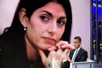 M5S, Raggi: Di Maio avanti a testa alta M5S, Raggi: Di Maio avanti a testa alta