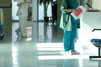 Meningite, muore 14enne a Sassari Meningite, muore 14enne a Sassari