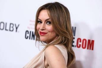 Alyssa Milano: Non ero pronta per fare la madre, ho deciso di abortire 2 volte Alyssa Milano: Non ero pronta per fare la madre, ho deciso di abortire 2 volte