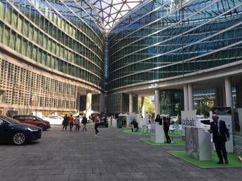 e_mob torna a Milano, protagonista la mobilità elettrica e_mob torna a Milano, protagonista la mobilità elettrica
