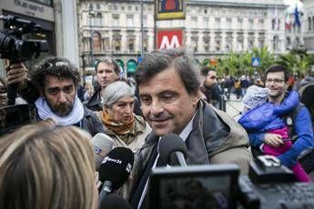 Calenda nella 'tana del lupacchiotto' Calenda nella 'tana del lupacchiotto'