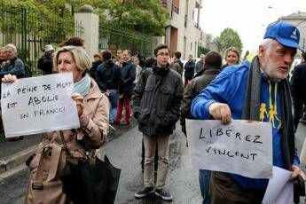 Caso Lambert, ordinata ripresa cure Caso Lambert, ordinata ripresa cure
