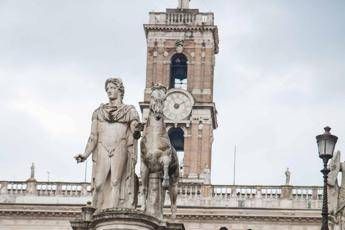 Rifiuti Roma, M5S dice no a discarica a Monte Carnevale Rifiuti Roma, M5S dice no a discarica a Monte Carnevale