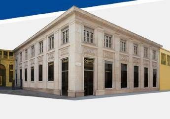 Milano, riapre Creval a piazza San Fedele fra hi-tech e tradizione Milano, riapre Creval a piazza San Fedele fra hi-tech e tradizione