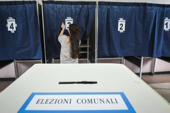 Comunali, verso elezione al primo turno candidato Pd-M5S a Caivano