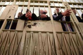Bergamo, cappellano carcere: Sovraffollamento intollerabile Bergamo, cappellano carcere: Sovraffollamento intollerabile