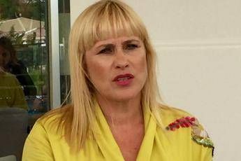 Patricia Arquette: Con Trump enormi passi indietro su parità di genere Patricia Arquette: Con Trump enormi passi indietro su parità di genere