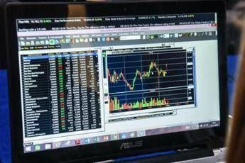 Ftse Mib poco mosso, il mercato boccia Sarri Ftse Mib poco mosso, il mercato boccia Sarri