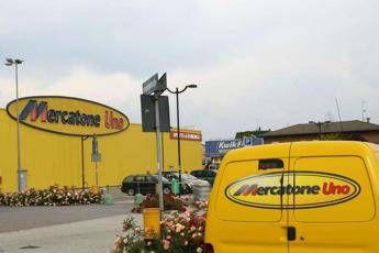 Mercatone Uno, 2 offerte affidabili per 11 punti vendita Mercatone Uno, 2 offerte affidabili per 11 punti vendita