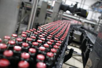 Coca-Cola Hbc Italia: con sugar-plastic tax stabilimenti a rischio