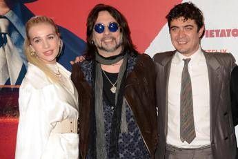 Io, tradito da mia moglie e Scamarcio Io, tradito da mia moglie e Scamarcio