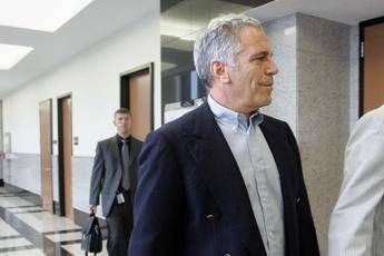 Autopsia conferma: Epstein si è impiccato Autopsia conferma: Epstein si è impiccato