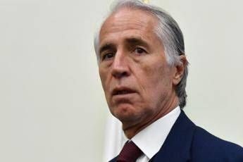 Malagò: 'Bene Figc su ripartenza dei campionati' Malagò: 'Bene Figc su ripartenza dei campionati'