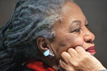 Morta Toni Morrison, Nobel per la Letteratura Morta Toni Morrison, Nobel per la Letteratura