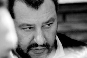 Salvini valuta ritiro ministri Salvini valuta ritiro ministri