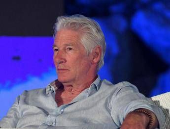 Richard Gere: Ecco chi sono i migranti sulla Open Arms Richard Gere: Ecco chi sono i migranti sulla Open Arms