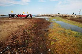 Mare fuori legge: inquinato 1 punto su 3