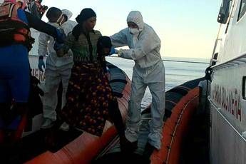 Open Arms, il medico: Stavano tutti bene Open Arms, il medico: Stavano tutti bene