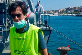 Medico Lampedusa: Troppi 18 giorni in mare, fateli scendere
