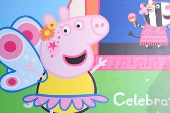 Il colosso americano Hasbro compra Peppa Pig Il colosso americano Hasbro compra Peppa Pig