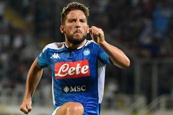 Napoli vince a Cagliari, decide un gol di Mertens Napoli vince a Cagliari, decide un gol di Mertens
