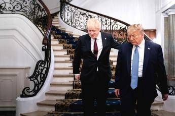 Da Johnson a Macron, i leader mondiali positivi al Covid Da Johnson a Macron, i leader mondiali positivi al Covid