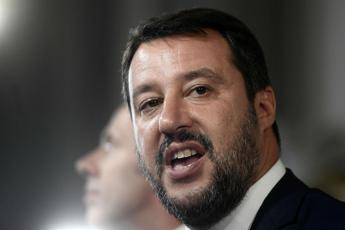 Salvini: Pd sembra autobus, entra Boldrini e esce Renzi