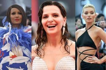 Juliette sirena, Iman divina: le pagelle ai look Juliette sirena, Iman divina: le pagelle ai look