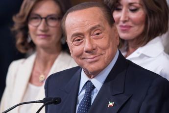 Berlusconi vede Conte: Operazione fragile e inadatta