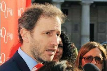 Casaleggio: Parlamentari contenti di versare 300 euro a Rousseau Casaleggio: Parlamentari contenti di versare 300 euro a Rousseau