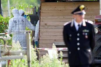 Uccide la compagna e nasconde corpo nel bosco