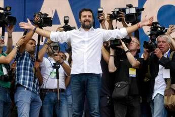 Salvini: Tanti immigrati regolari a Pontida Salvini: Tanti immigrati regolari a Pontida