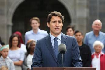 Coronavirus, Trudeau in autoisolamento: moglie ha sintomi influenzali