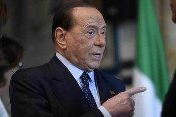Berlusconi: Non credo a Opa ostile di Renzi su Forza Italia