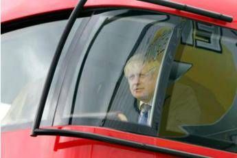 Brexit, Johnson rientra a Londra Brexit, Johnson rientra a Londra