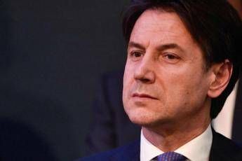 Recovery, Conte a Boschi: Chi invoca rispetto deve darlo Recovery, Conte a Boschi: Chi invoca rispetto deve darlo