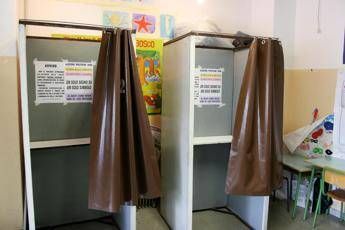Regionali, scontro sulle date. Comitato referendum al Colle No a election day Regionali, scontro sulle date. Comitato referendum al Colle No a election day