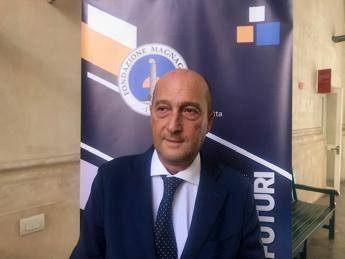 Foti (Magna Grecia): Crescita Sud frenata da incompetenza e incapacità Foti (Magna Grecia): Crescita Sud frenata da incompetenza e incapacità