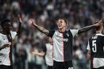 Tris Juve, Leverkusen battuto