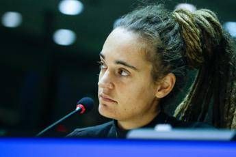 Salvini su Carola: Cassazione? Non è giustizia, è vergogna Salvini su Carola: Cassazione? Non è giustizia, è vergogna